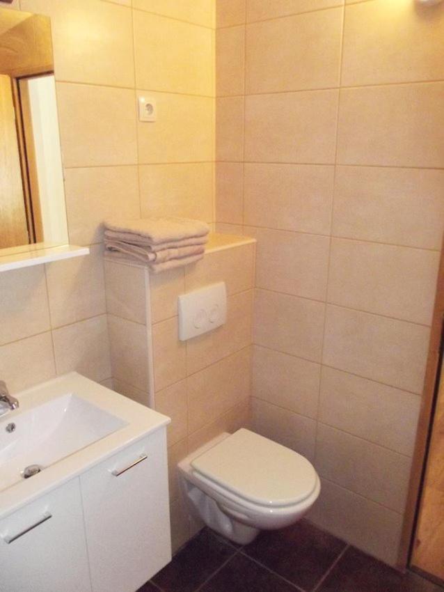 Apartmani Juliska Pirovac Exterior foto